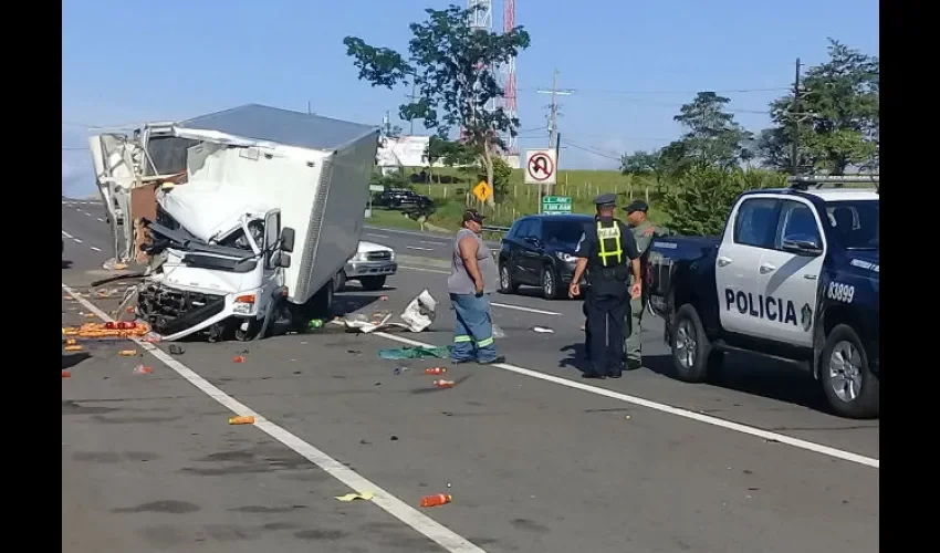 Al lugar acudieron unidades de la Policía Nacional.