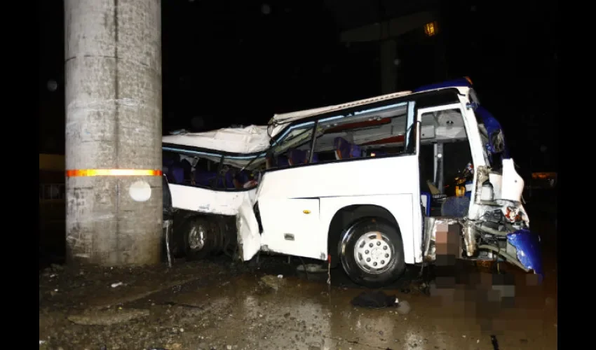 Los heridos fueron llevados al hospital de la 24 de Diciembre.