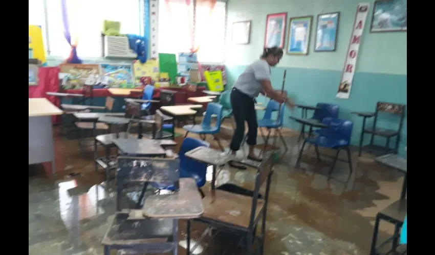 Escuelas afectadas por la lluvia en Los Santos