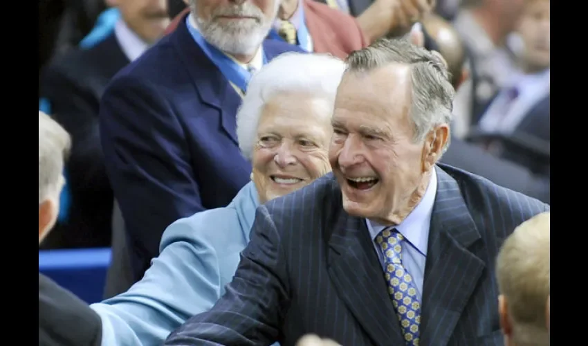 George H. W. Bush padre y George W. Bush