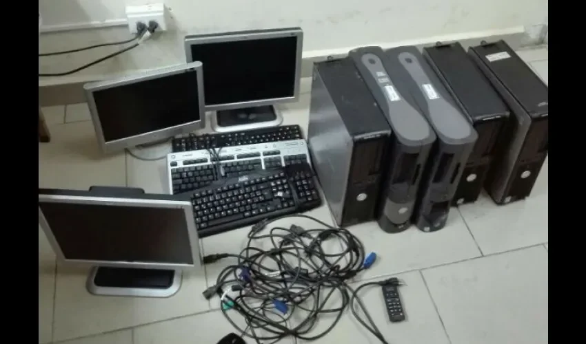 Computadoras hurtadas en escuela de San Miguelito