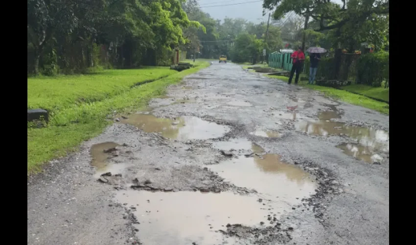 Calles destruidas en El Valle de Antón. 