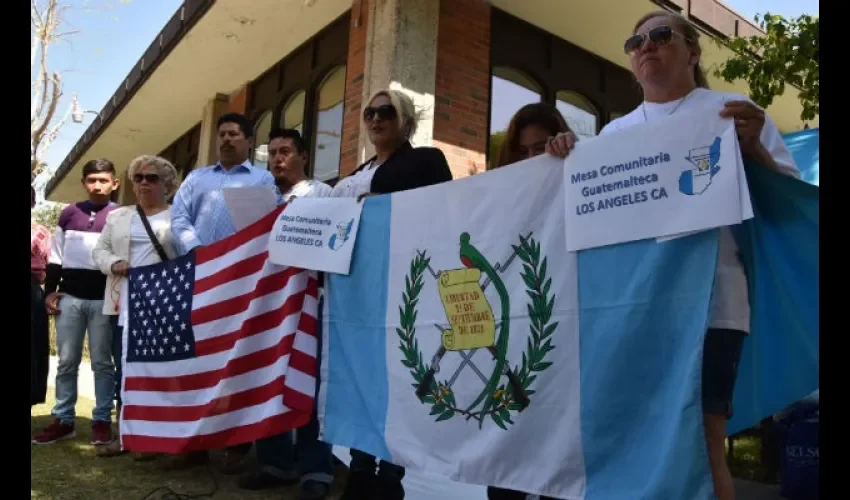 Ofrecen ayuda legal a inmigrantes