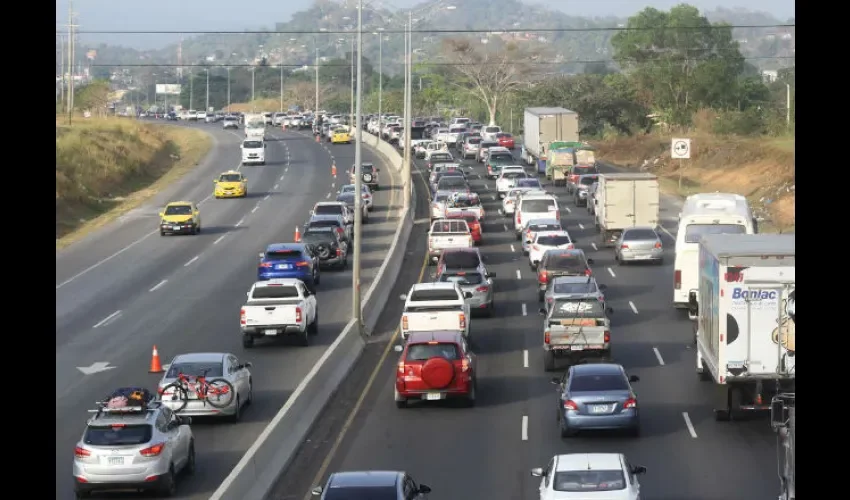 El tranque es un caos a toda hora. Foto:Ilustrativa