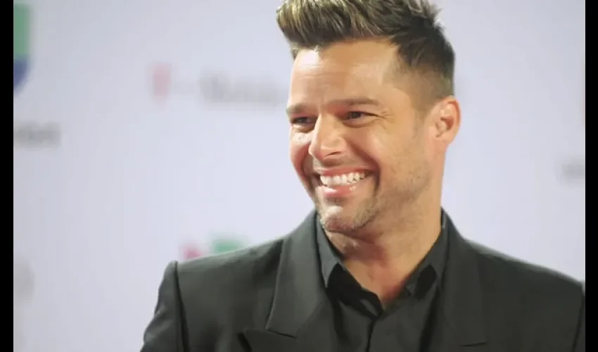 Ricky Martin fue uno de los artistas que visitaron la isla. 