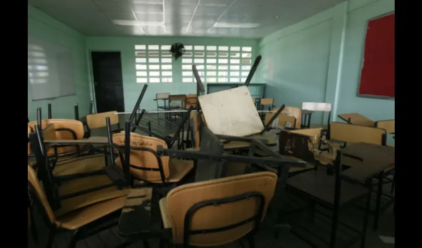 Muchas escuelas del país no están en buenas condiciones para dar clases. Foto: Archivo