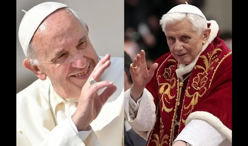 Papa emérito Benedicto XVI y papa Francisco. 