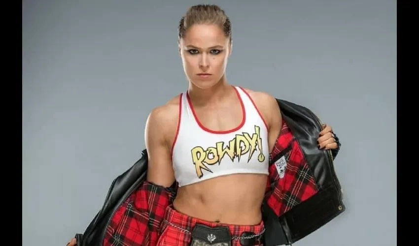 Ronda Rousey está en busca de una participación en Wrestlemania.