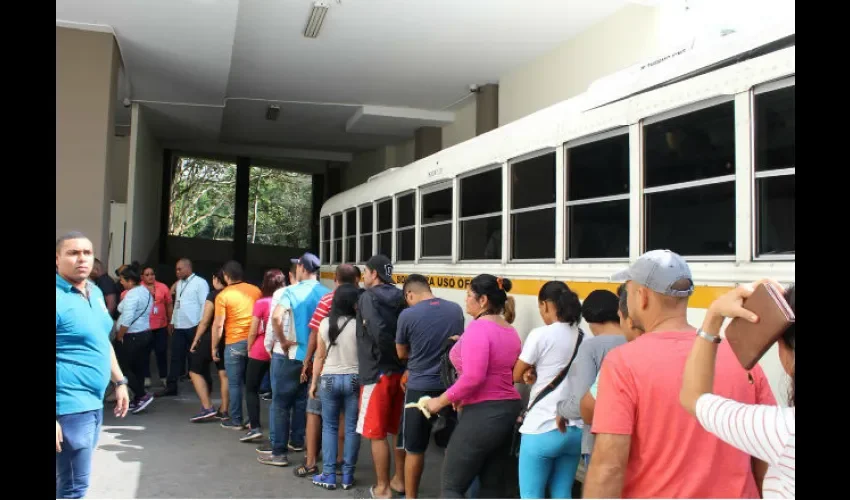 Extranjeros ilegales en el Mercado de Abastos. 