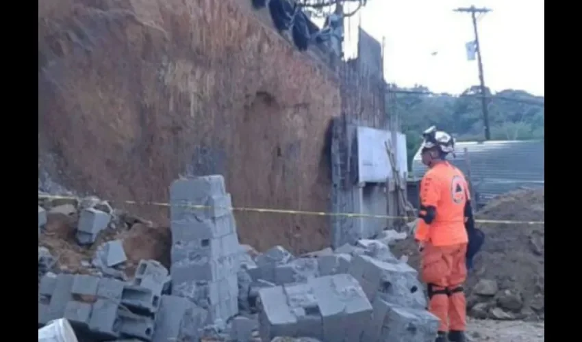 Muro colapsa en Arraiján. 