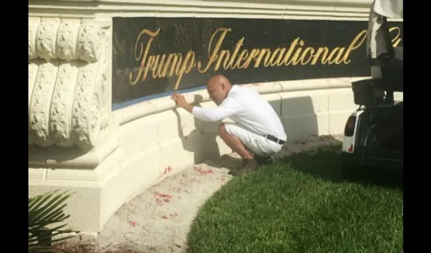 Hubo una acto vandálico contra el club de Donald Trump. FOTO/AP