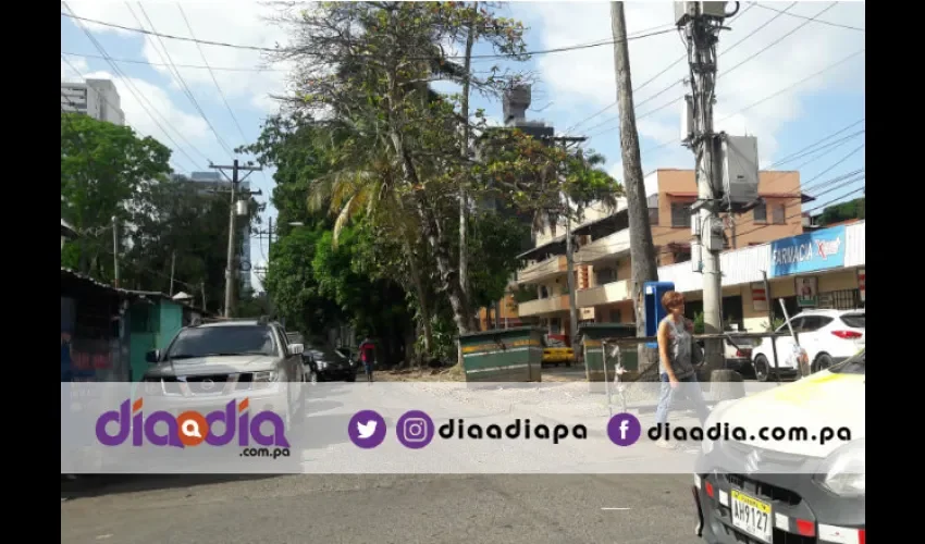 Los bien cuida'o tienen mayor ganancia en las zonas en las que no hay accesos permitido para estacionar. Foto: Archivo