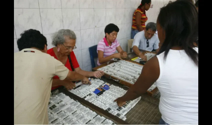 Billeteros de  la Lotería Nacional de Beneficencia. 