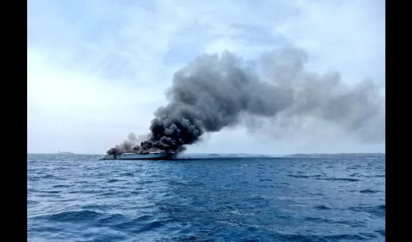 Incendio en el Archipiélago de Las Perlas.