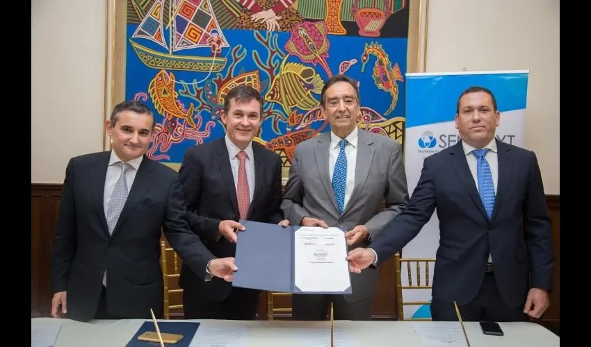  Los candidatos panameños, seleccionados se beneficiarán del estatuto de Becario del Gobierno Francés a través del Instituto Francés de América Central. Foto: Cortesía