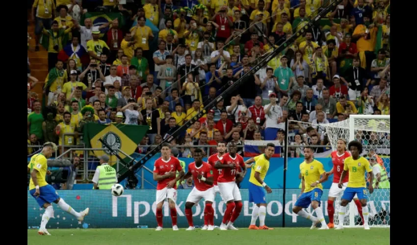 Brasil ante Suiza.