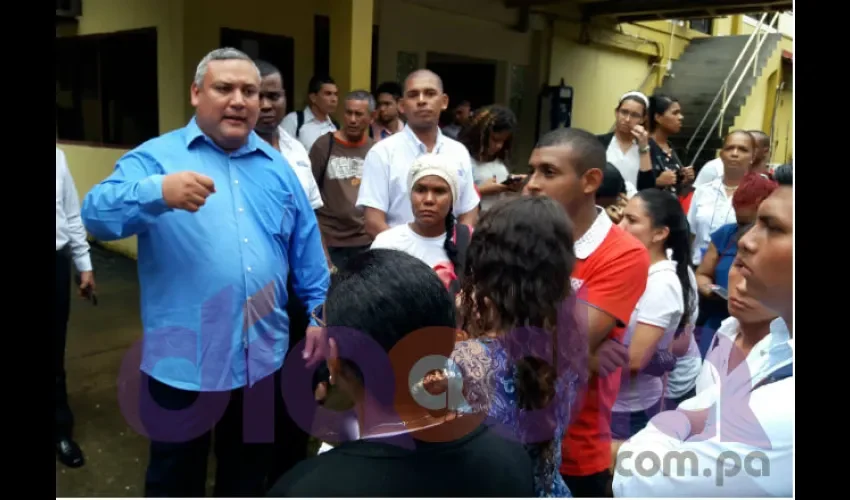 Muchos docentes están a punto de perder sus bienes por no poder enfrentar sus compromisos bancarios. Foto: Jean Carlos Díaz