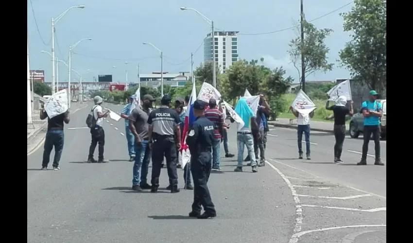 Protestas en Colón por el alza en la tarifa de la energía eléctrica.