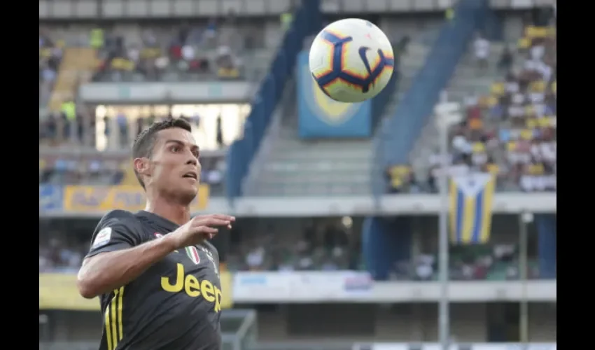 Cristiano Ronaldo, fichaje estrella del Juventus, no pudo debutar con gol.