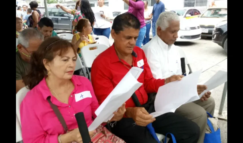 Las familias aplaudieron la iniciativa por parte del Banco Hipotecario. Foto: Cortesía