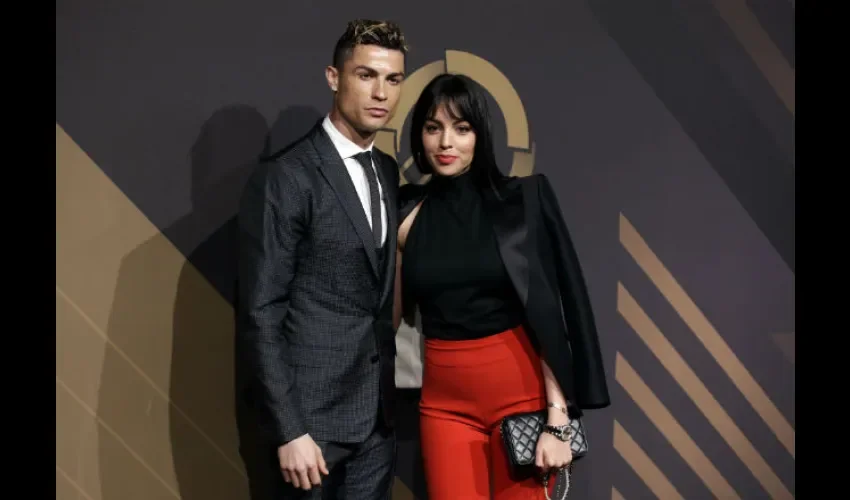 Cristiano Ronaldo junto a Georgina Rodríguez./AP