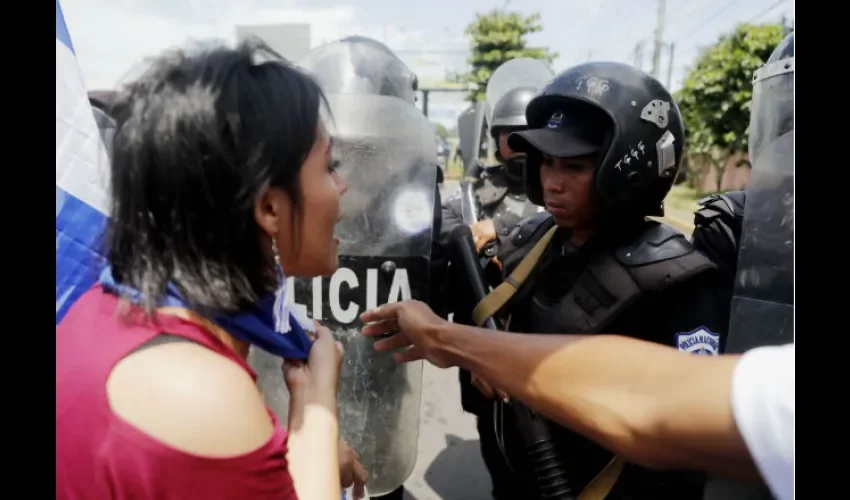 Dos heridos en ataque a una marcha contra Ortega en Nicaragua.