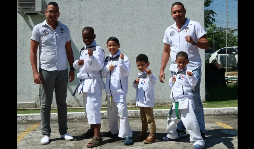 Foto ilustrativa de algunos miembros del Centro de Artes Marciales. Archivo.