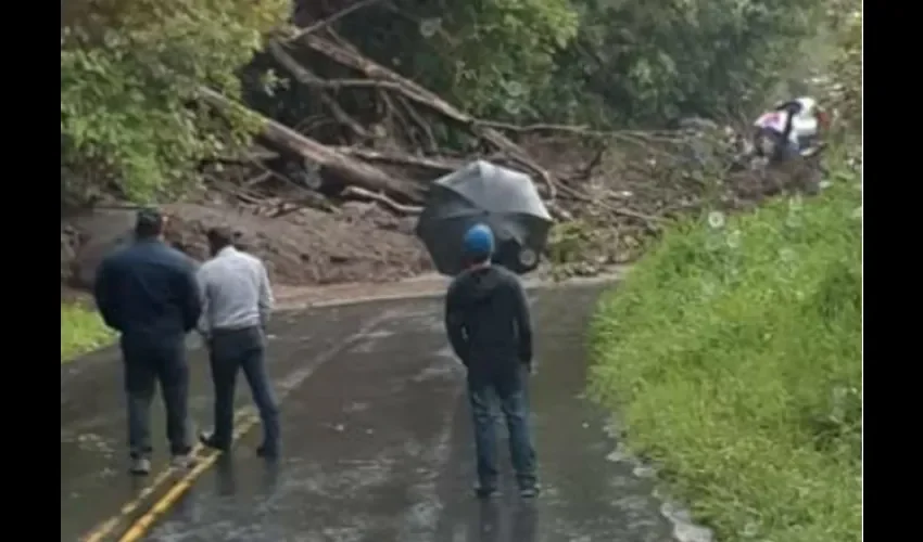 Deslizamientos en Chiriquí debido a las fuertes lluvias.