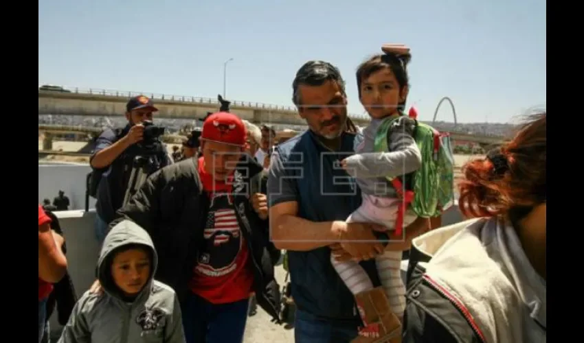 Foto ilustrativa de la situación que ha marcado a muchas familias. EFE 