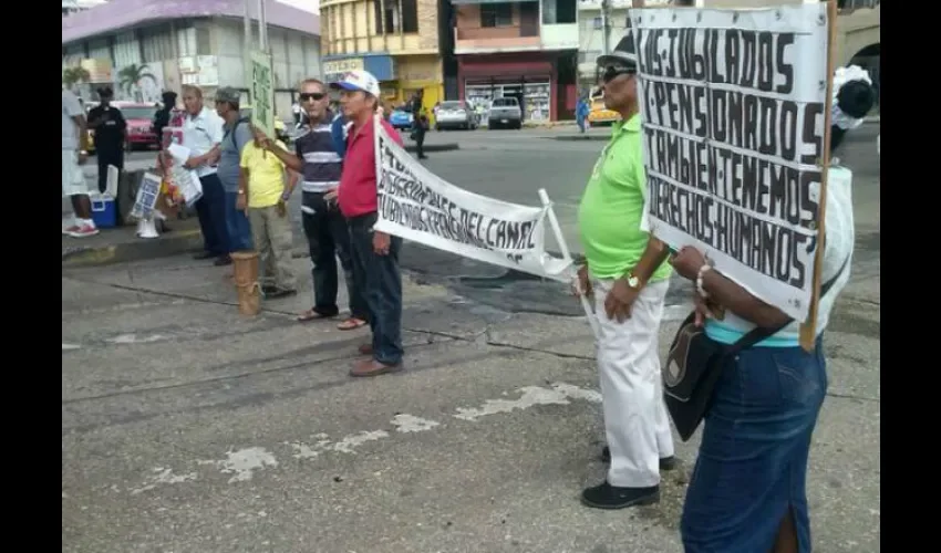 Jubilados no se dan por vencidos, quieren su aumento: Foto: Archivo