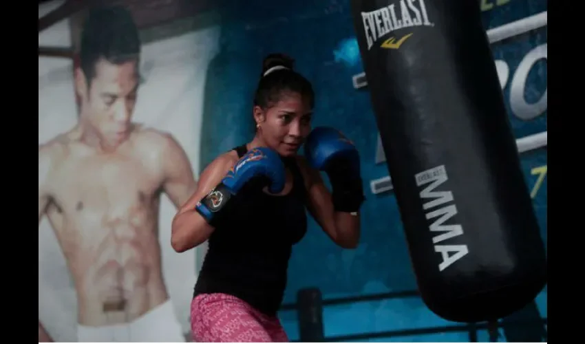 La boxeadora Laura Ledezma. Foto: Anayansi Gamez