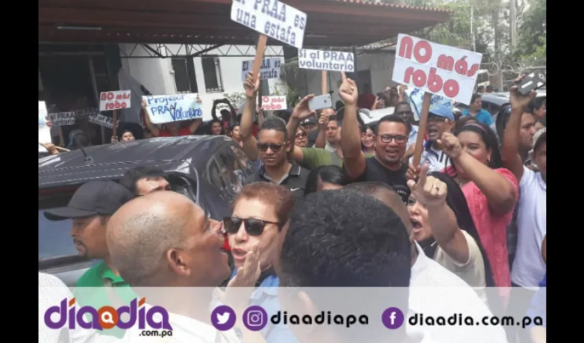 Los docentes asegura que este programa es una estafa. Foto: Brenda Ducreux
