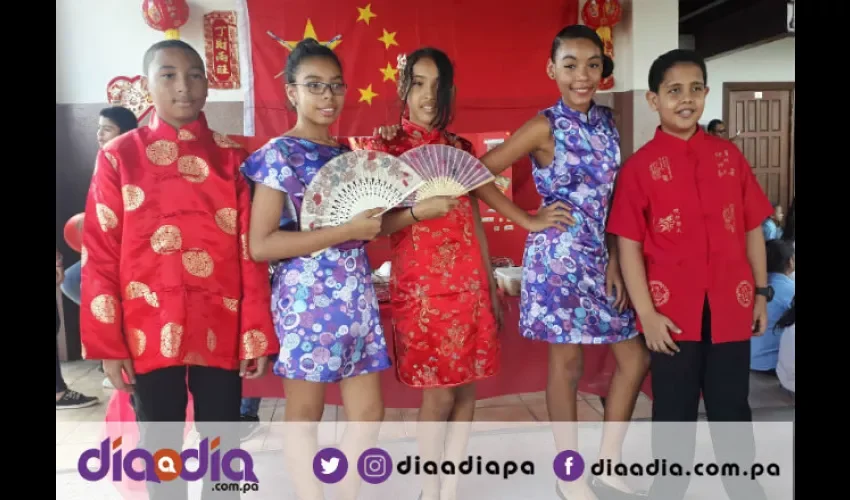 Los estudiantes de 6to grado representaron a la República Popular de China. Foto: Jesús Simmons