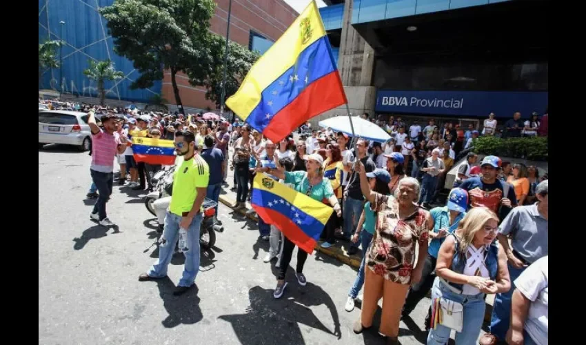 Venezolanos han realizado diversas protestas por la situación del país. Foto archivo EFE
