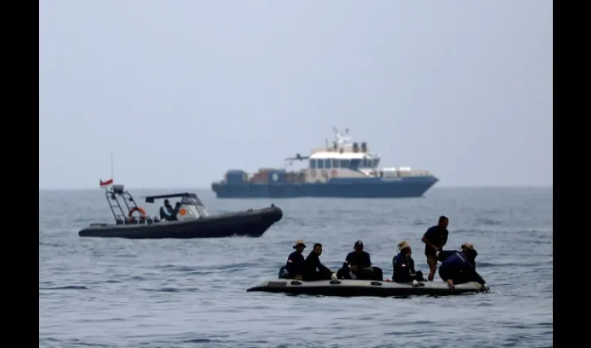  Las labores de búsqueda del avión de Lion Air continuarán. Foto: EFE