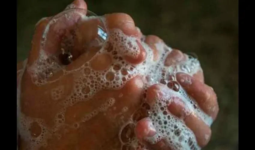El lavado de mano es importante para evitar enfermarse. Foto: Epasa