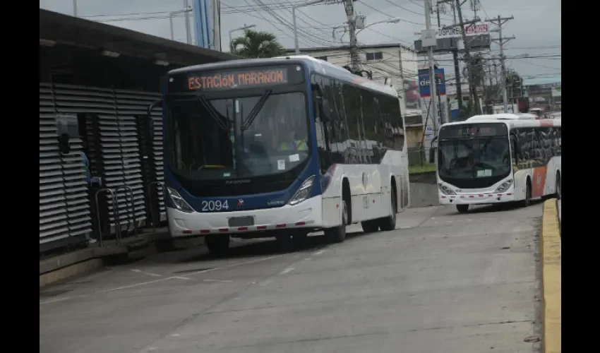 Servicio del Metrobús. 