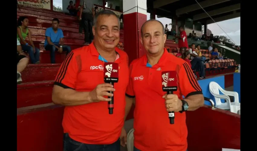  Eric Espino y Elías González son dos de los mejores comentaristas de Panamá.