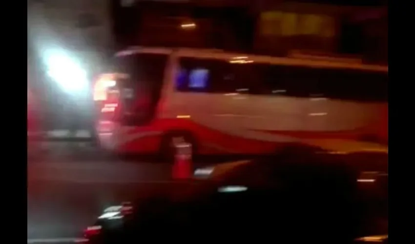 Mujer muere en un bus en Panamá Oeste. 