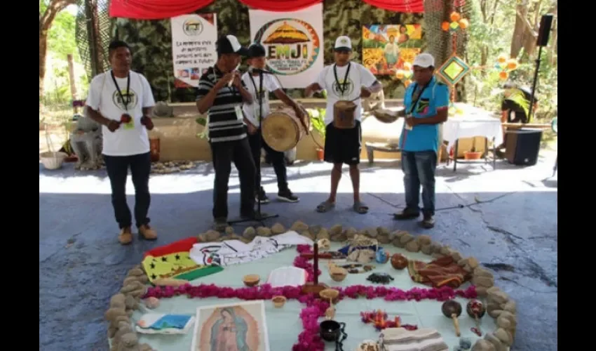 Foto ilustrativa del encuentro de jóvenes indígenas. 
