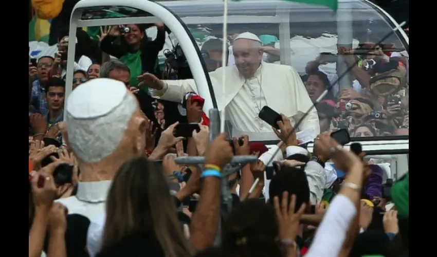 Papa Francisco en la JMJ de Brasil, 2013. Foto: EFE