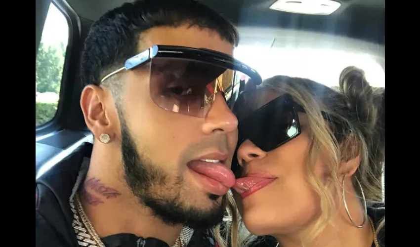 Anuel y Karol G.
