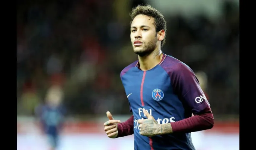 Neymar a lo largo de su carrera ha tenido lesiones graves. 