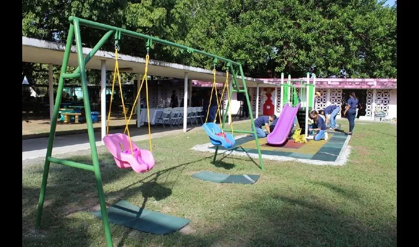 El parque infantil cumple con todas las medidas de seguridad y medidas para los niños. Foto: Cortesía
