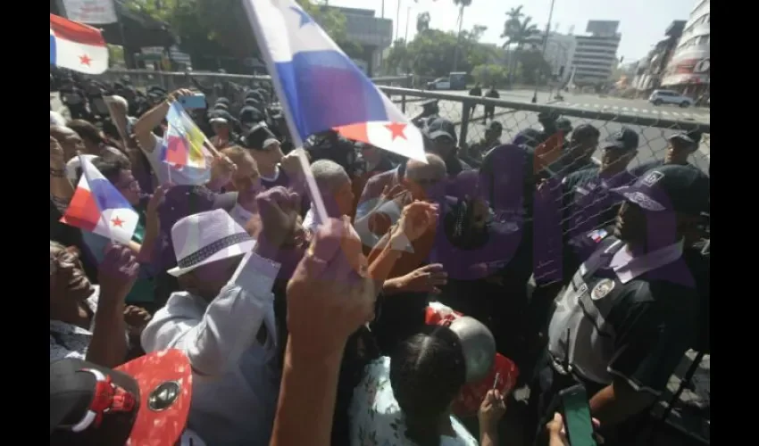 En las provincias los grupos de jubilados también se suman a la medida de los de la capital. Foto: Roberto Barrios