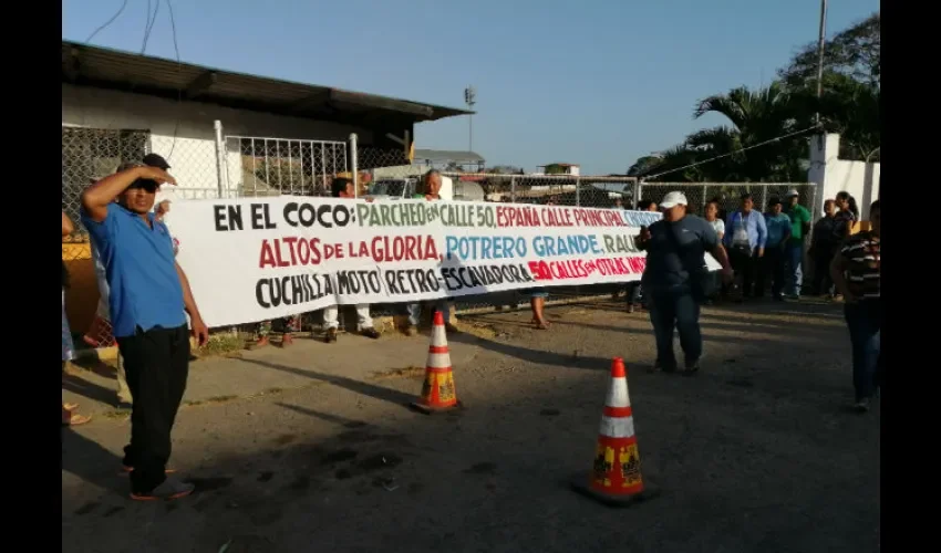 Protesta en sede del MOP de Panamá Oeste. 