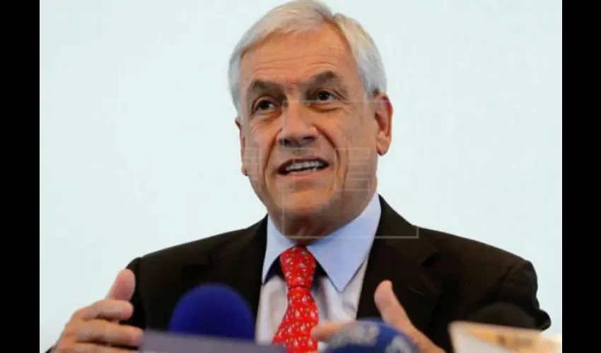Sebastián Piñera, presidente de Chile, pide la pronta liberación de los comunicadores. 