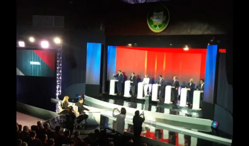 Candidatos a la silla presidencial participaron del debate en el Domo de la Universidad de Panamá. Foto: Jean Díaz 