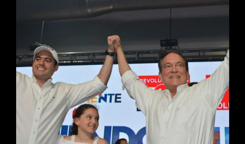Foto ilustrativa de ambos lideres del Partido Revolucionario Democrático. 