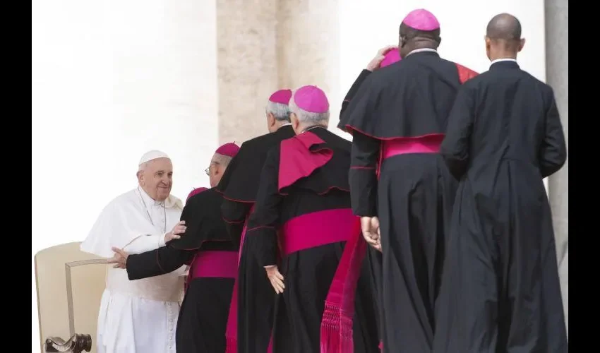 El papa Francisco ha sido enérgico, pero todavía hay casos que no se han definido. Foto: EFE. 